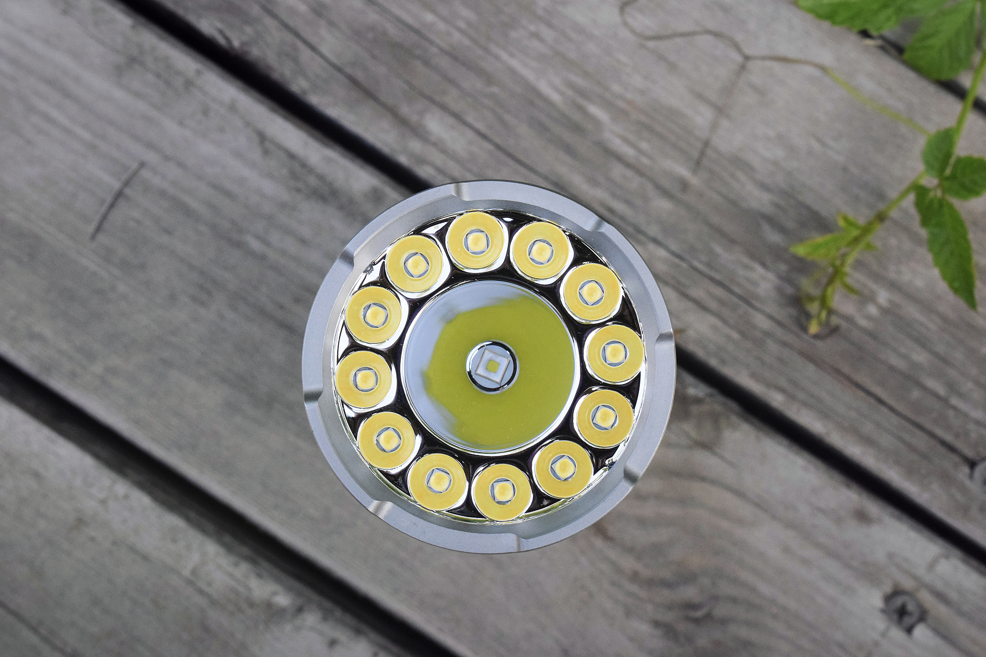 索菲恩ts21手电,强光手电索菲恩