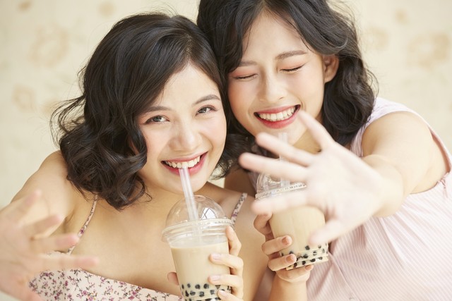 闺蜜文案适合发朋友圈走心,闺蜜一起出去玩开心发朋友圈文案