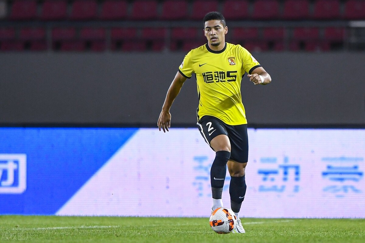 鲁能放到嘴边的大鱼却不吃，曾被视为新援热门，如今却无缘加盟