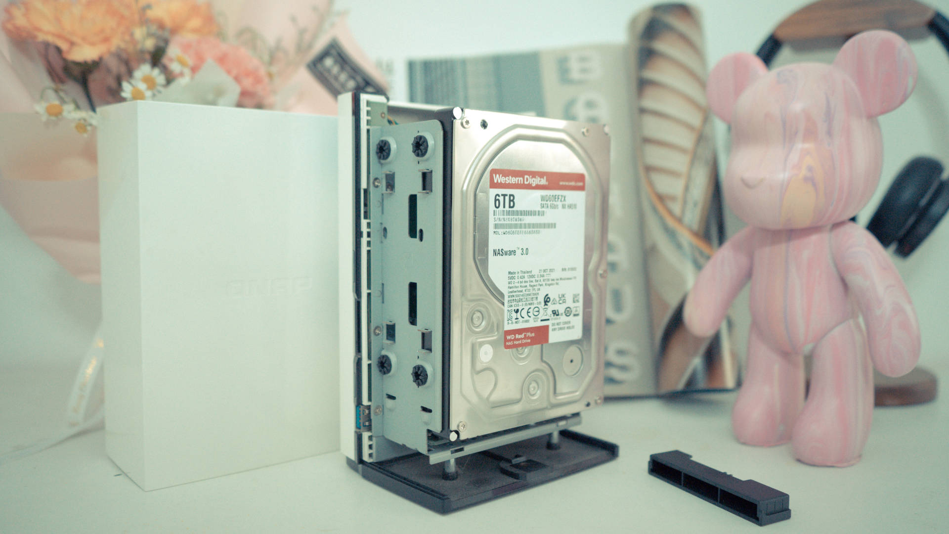 西部数据6t硬盘红盘,西部数据硬盘紫盘和红盘哪个好