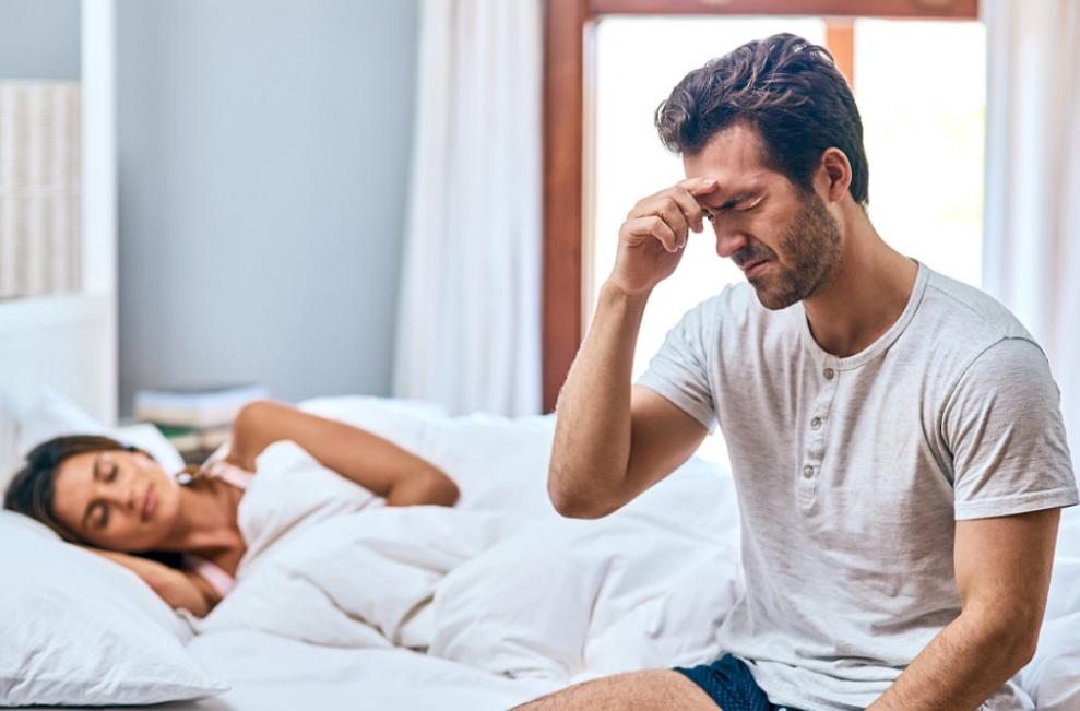 一位单身女青年的疑问：同房时，男人尿尿和射精会同时发生吗？