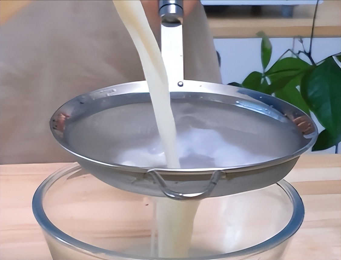 老爸做的“现磨”豆浆让我拒绝秋天里第一杯奶茶！附食谱，收藏