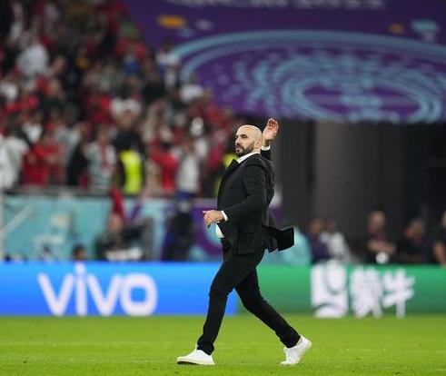 c罗哭了葡萄牙淘汰了吗,欧洲c罗18年绝杀摩洛哥