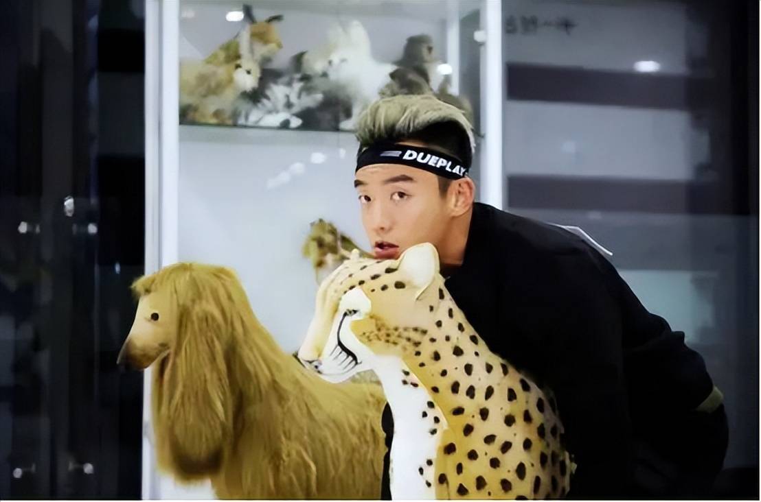 没演技却火得一塌糊涂的4个演员,有演技却一直不火的五位男艺人