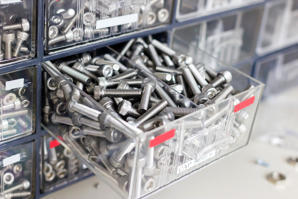 淘宝和拼多多无门槛券,拼多多运营包邮好还是不包邮好