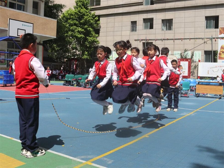 校园足球联赛北街小学,小学校园足球特色校联赛报道