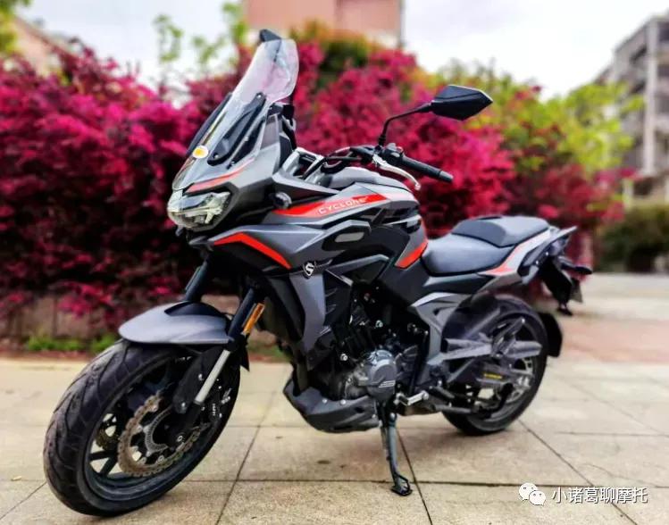 125摩托车整车拆解图片,一辆摩托车都有什么零件组装过程