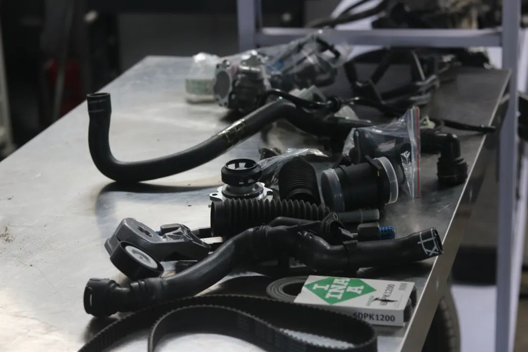 翻新高尔夫6代,帮老大爷改装