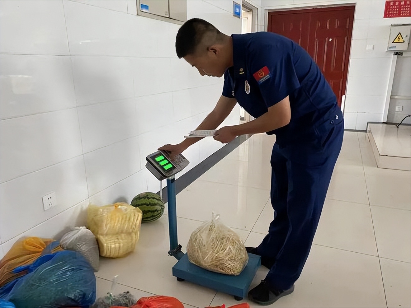 莫让基层风气监督员坐冷板凳,抓好基层风气监督员队伍建设