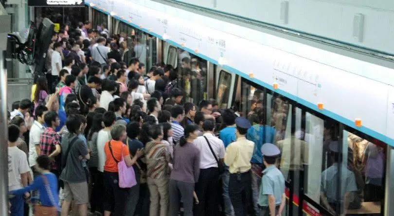 月薪500万的职场法则,职场人如何体面转型做到年薪百万