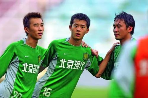 黄博文赛后发文自嘲,黄博文回工体被骂