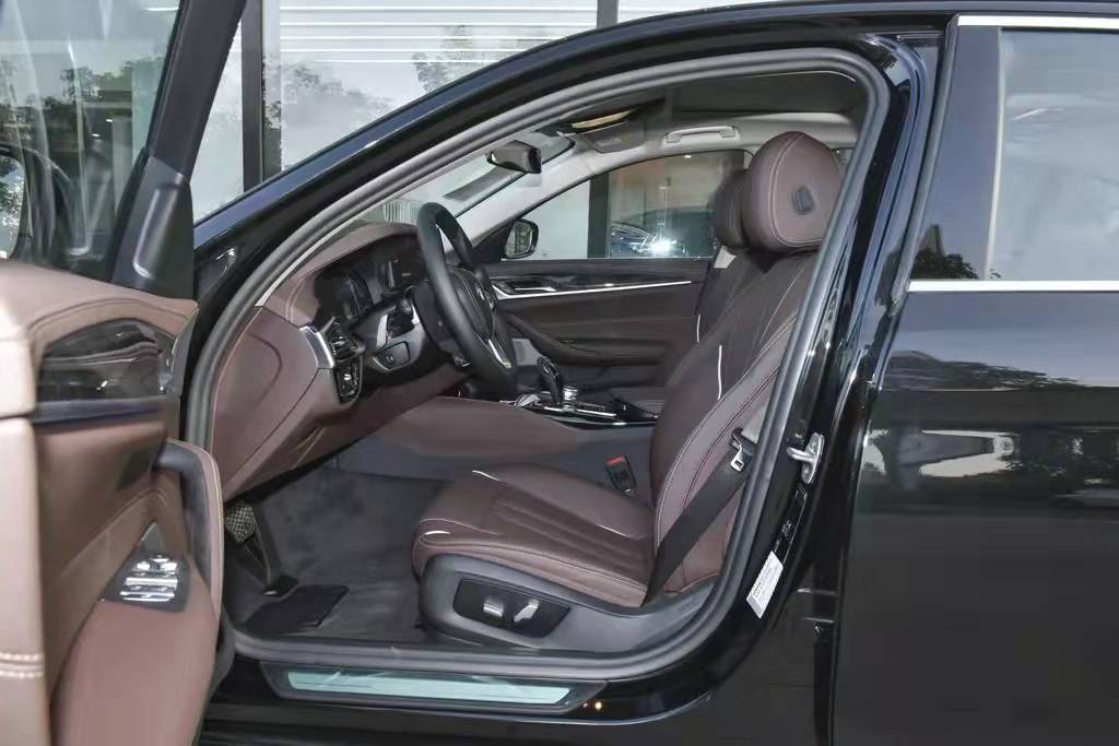 2022款宝马5系配置再次调整,宝马新款5系值得买吗