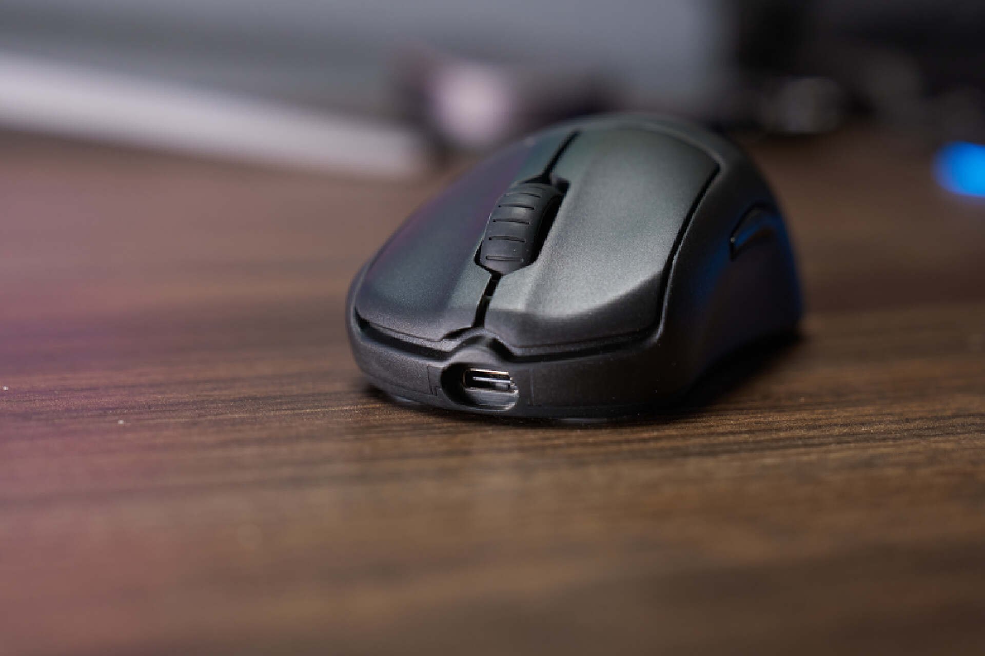 便宜鼠标和电竞鼠标外观对比,精选五款无线鼠标百元性价比之选