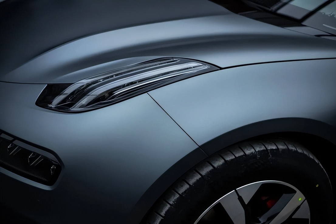 膜小二与智博士哪个车衣好,智博士和膜小二隐形车衣