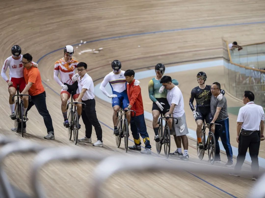 摄影富士gfx100s,富士拍体育的镜头