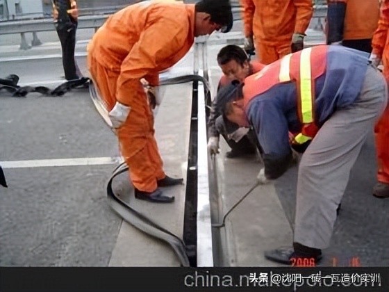 桥梁伸缩缝安装顺序,桥梁伸缩缝安装视频