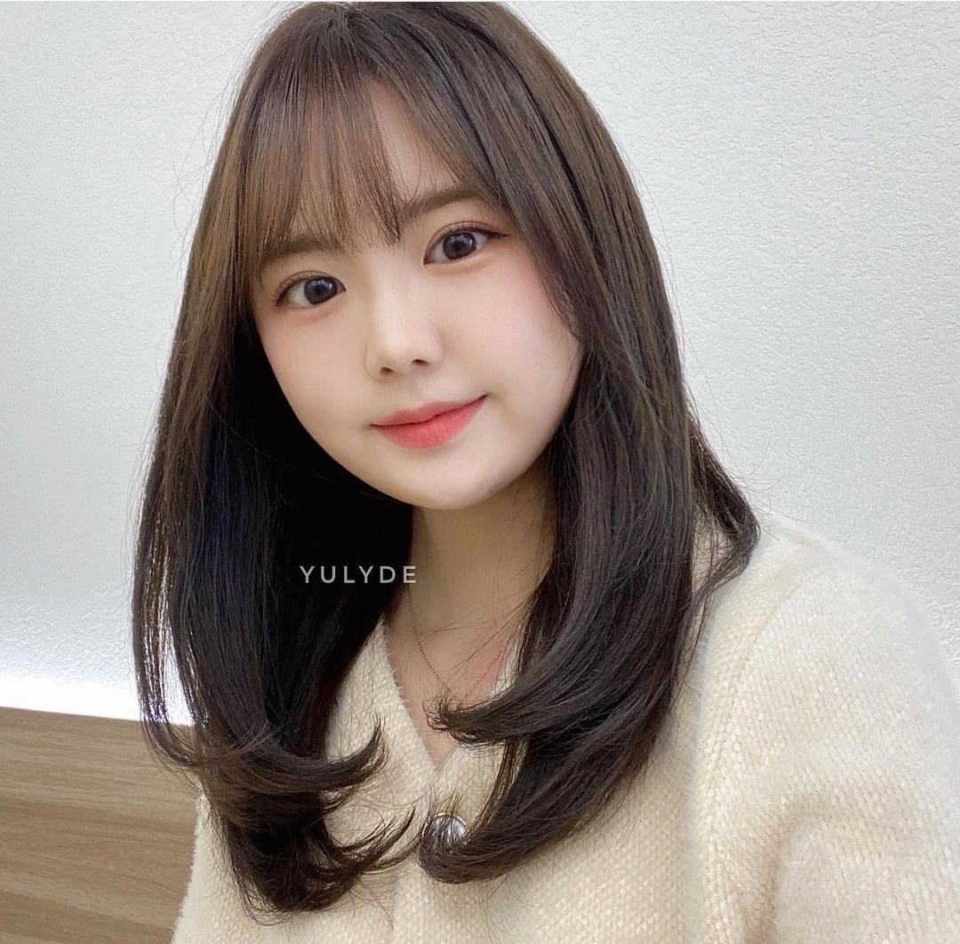 大圆脸适合什么发型,圆脸烫什么发型好看