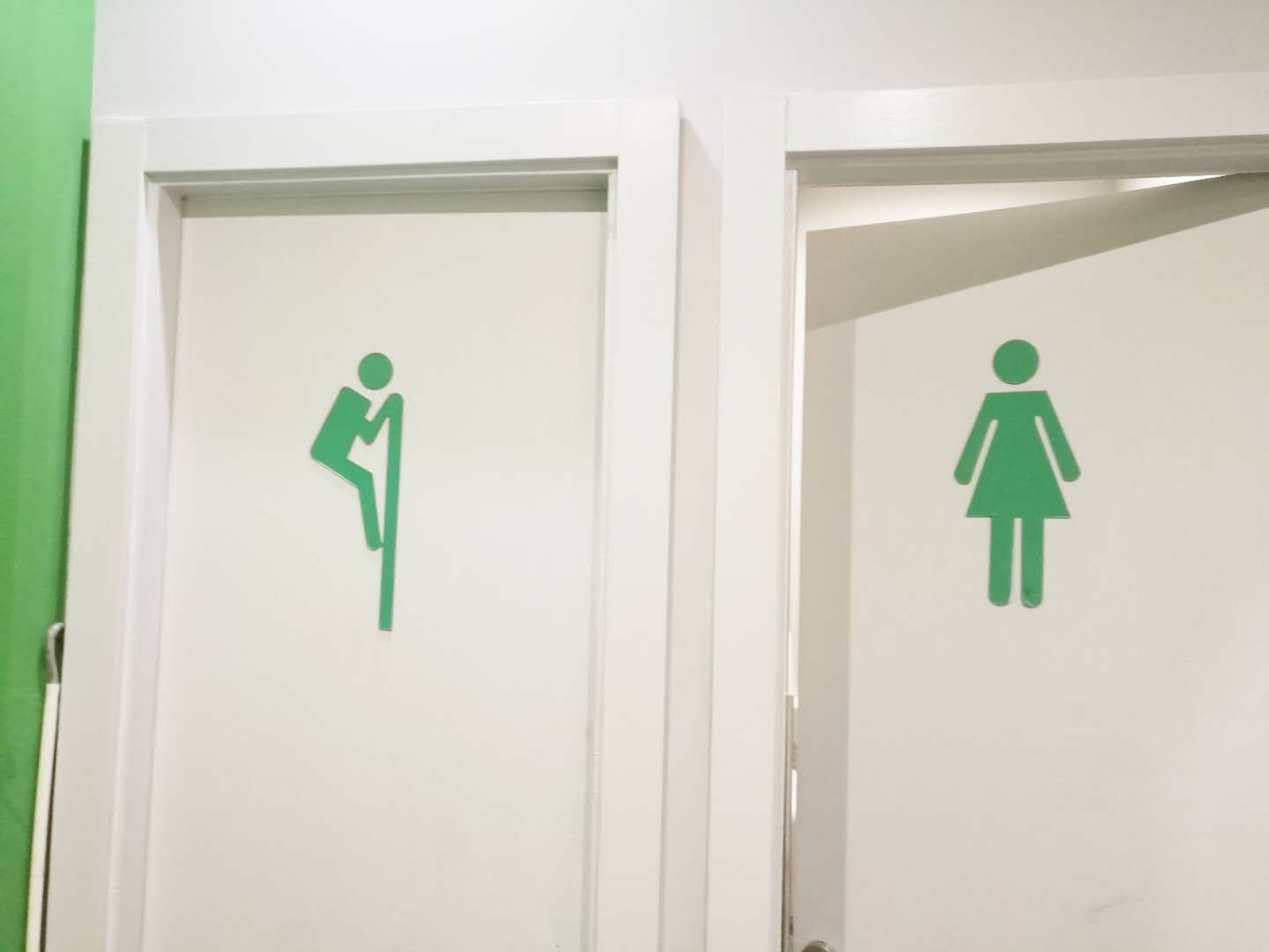 塞尔维亚的风景实在太美,看看塞尔维亚的天空风景