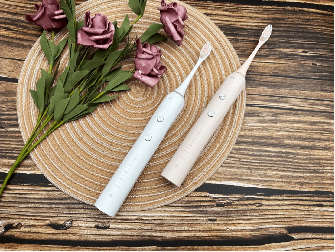 电动牙刷哪个品牌护齿好,电动牙刷哪个牌子好用又美白