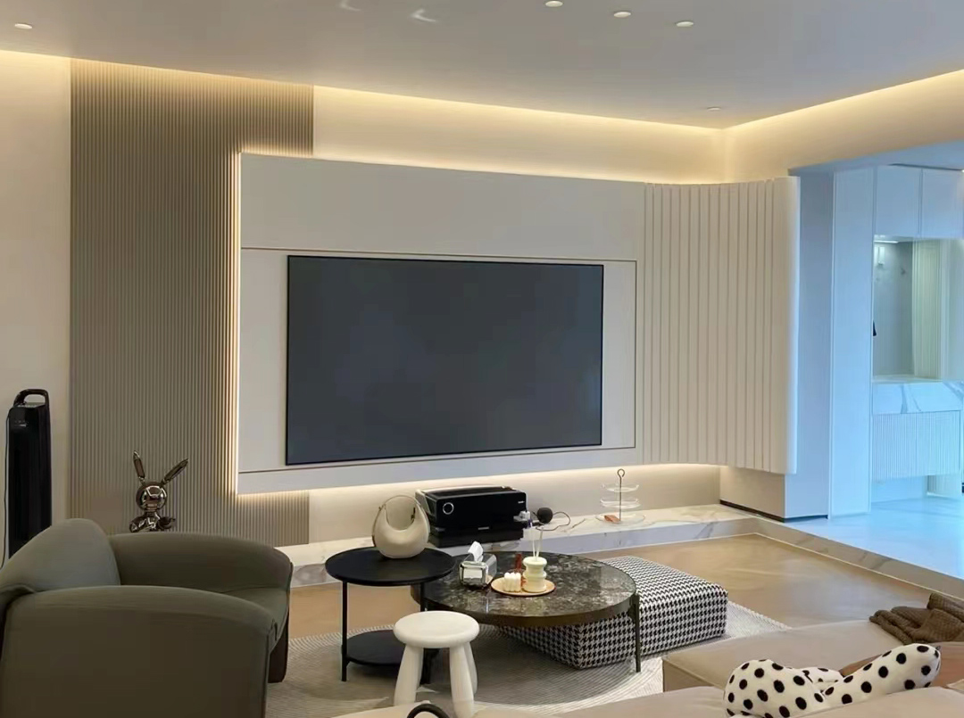 有门的电视背景墙最新设计,电视背景墙怎么设计既经济又好看