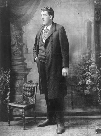 世界身高最高的10个人,盘点世界上最高的人3米61