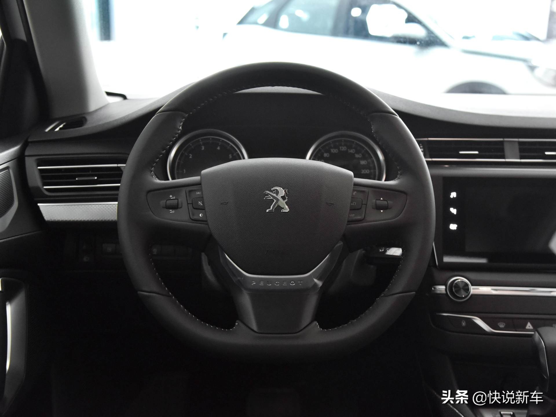 综合油耗5.8l,综合油耗5l百公里