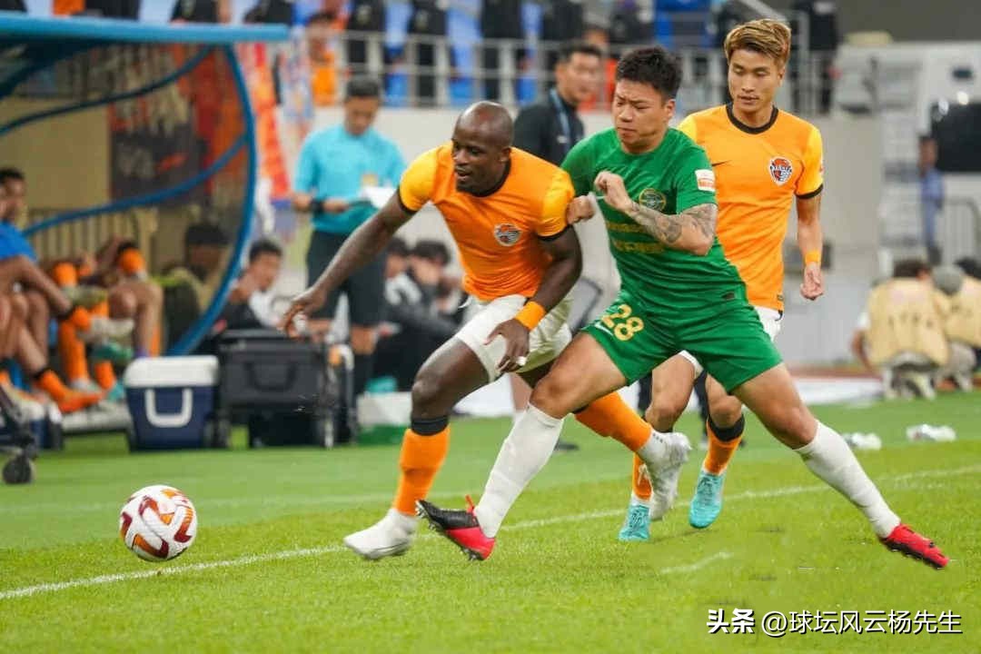 青岛海牛2-2浙江队集锦,青岛海牛3-1南通支云越位进球