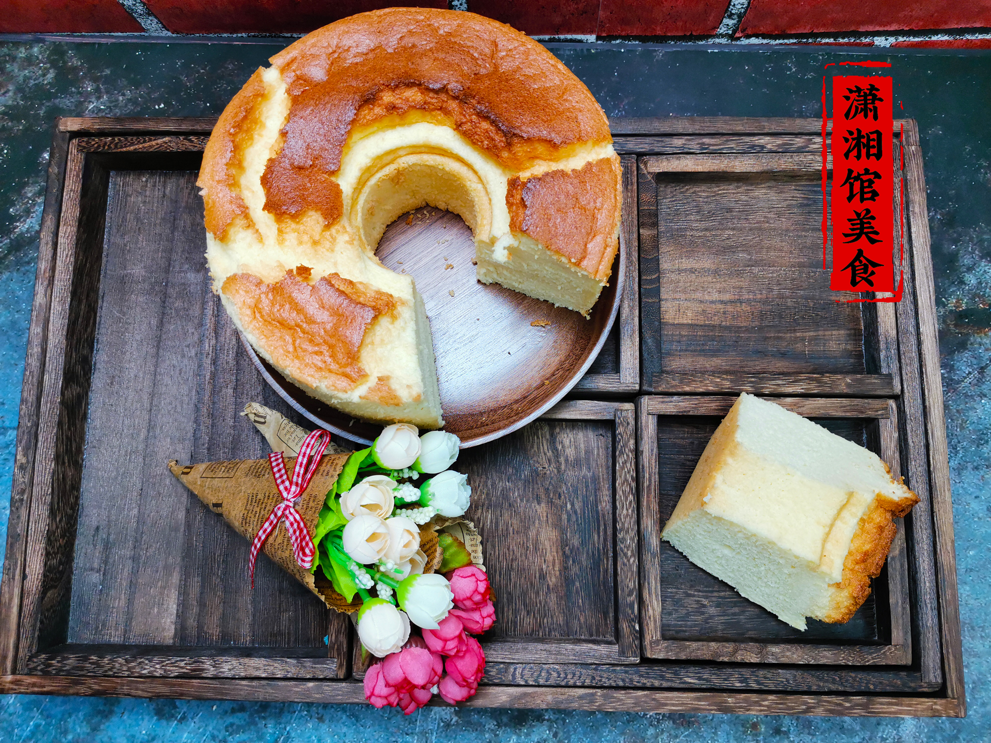 戚风蛋糕调蛋黄糊,先放糖还是先放油?放错顺序,蛋糕粗糙不细腻