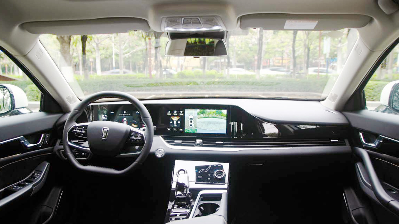 奔腾b7014款1.8t,奔腾b70提车8月