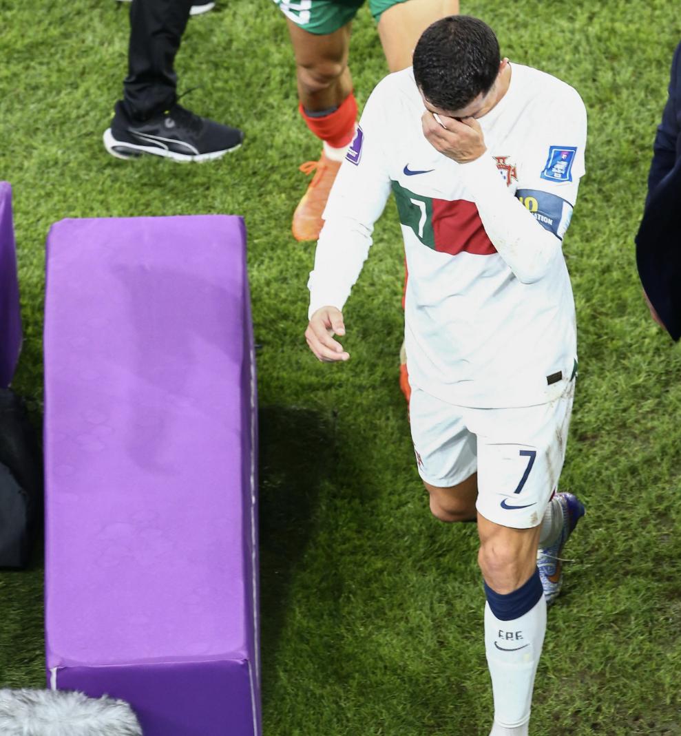 绝代双骄梅西c罗罚丢点球,梅西第八个金球c罗