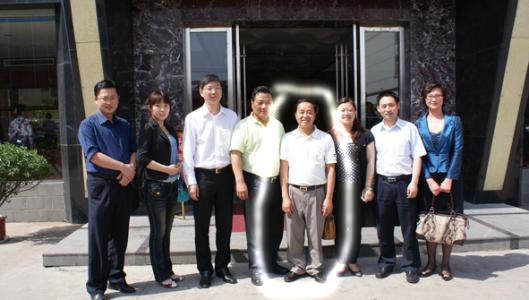 穷小子打工成了千万富翁,穷小子靠打工为生