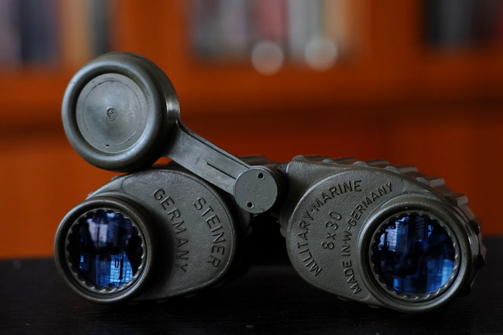 战争时期的老式军用望远镜,战争年代的18倍望远镜