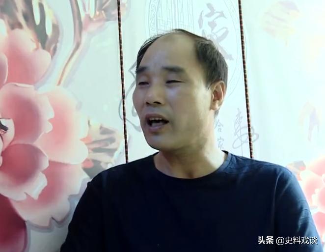 湖南一男子年后返乡和妻子告别,男子外出打工一年偷偷回一次家