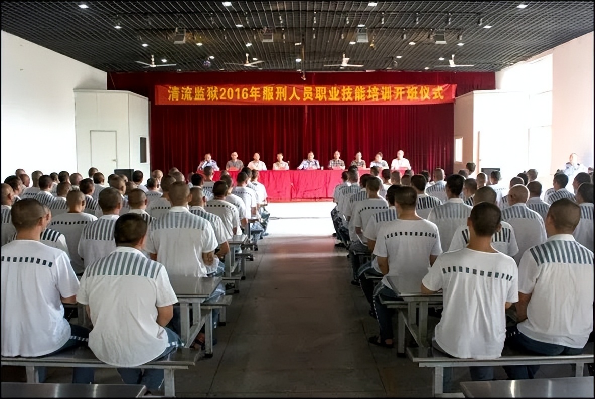 吴亦凡要服刑多长时间,吴亦凡需要先服刑吗