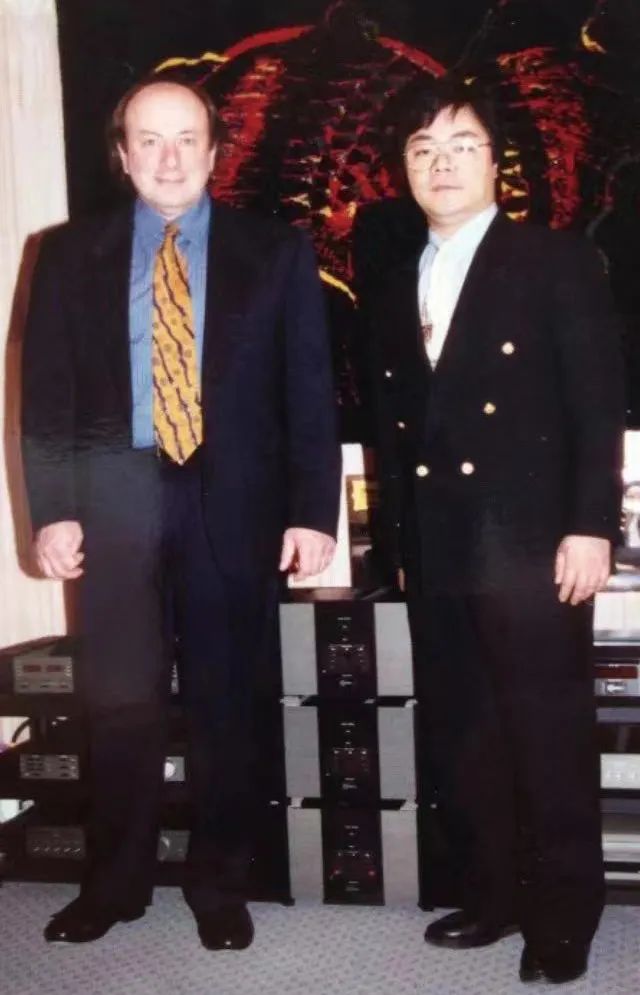 力高音响30周年庆——以主动电子分频双功放方案再创新猷