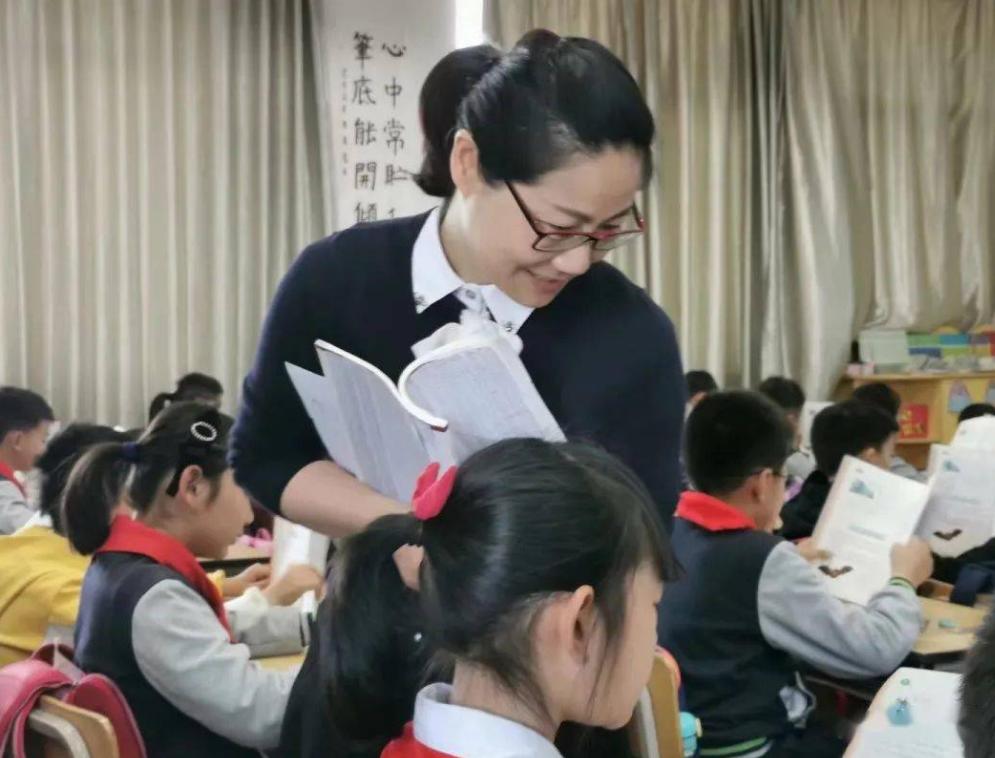 如何应对未来中小学教师过剩,如何破解中小学教师过剩