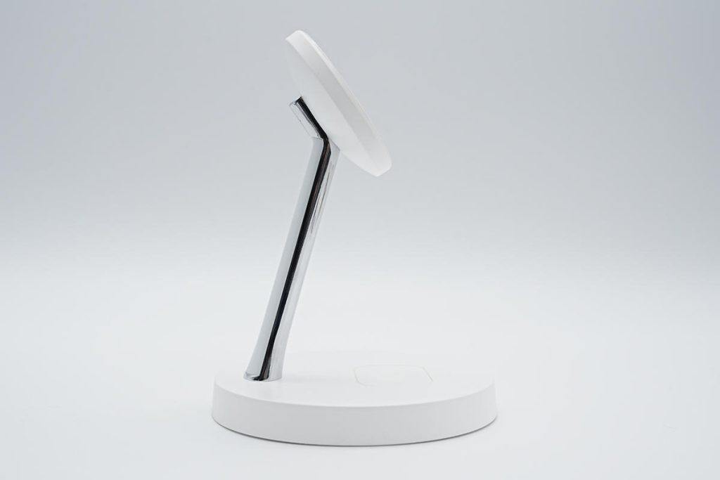 磁吸无线充电宝拆机测评,苹果原装磁吸充电器拆解