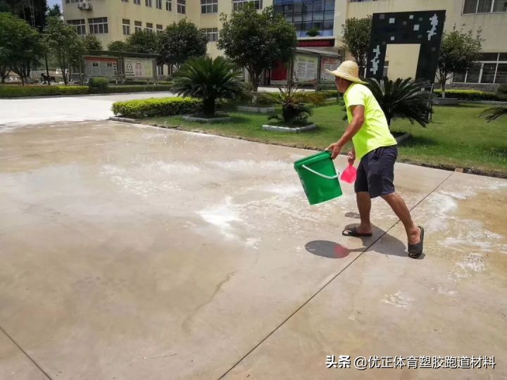 硅pu篮球场施工工艺及国标,正规硅pu篮球场施工全过程