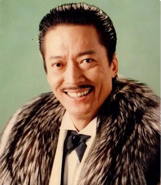 来内地养老的七位港星：农村盖大别墅，免费坐公交，生活很滋润