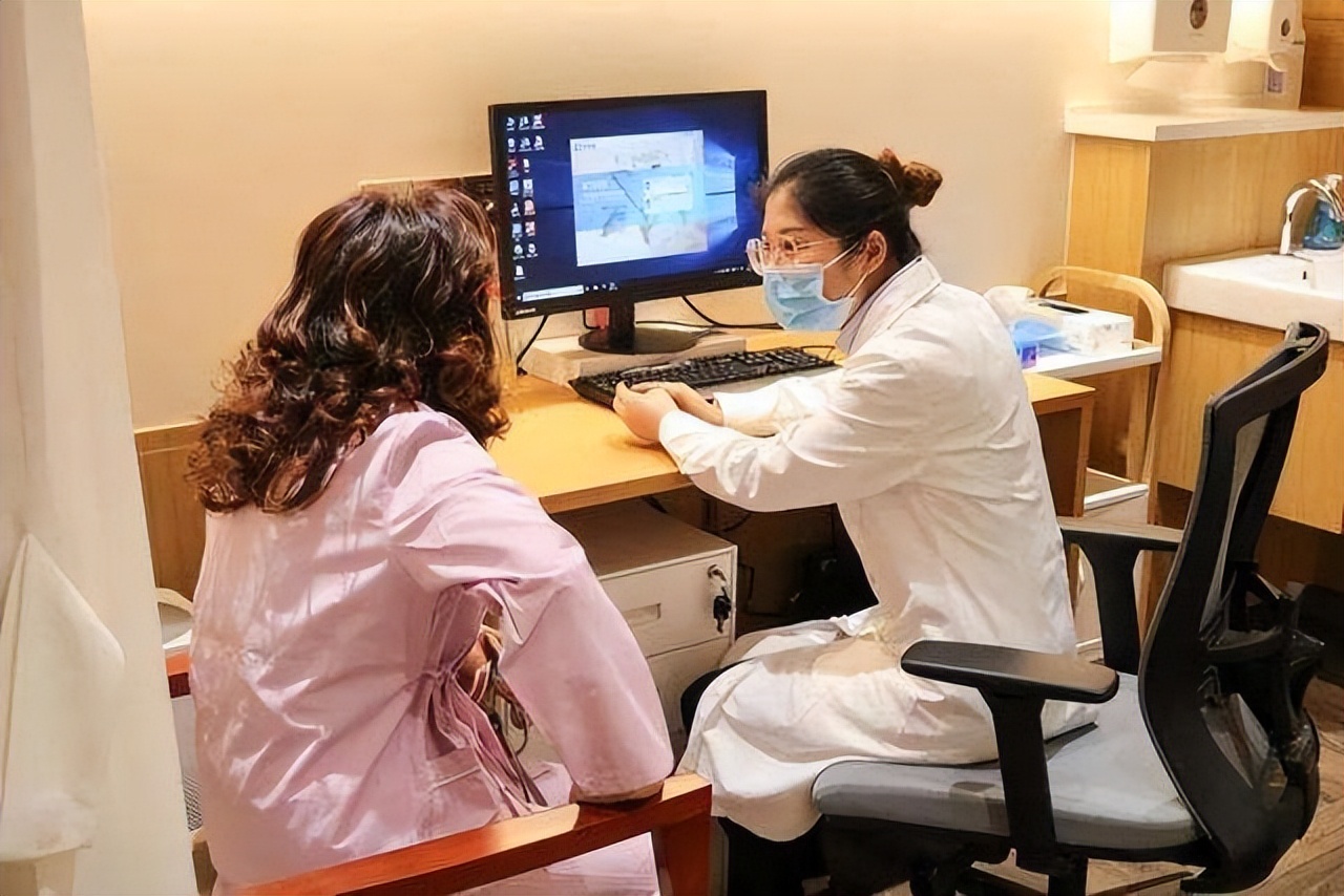 医生说女性来例假十大禁忌,女人月经期间千万别做这四件事情