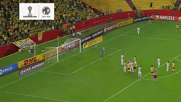 英媒回顾2021/22赛季，预测喜鹊崛起，大黄蜂打破拜仁垄断