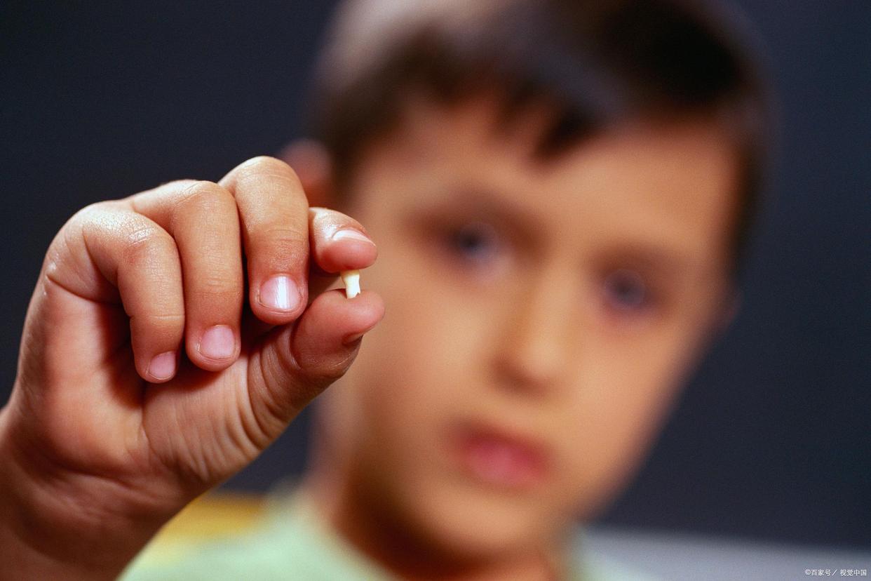 10岁孩子眨眼怎么治疗,孩子总是眨眼睛怎么办小妙招