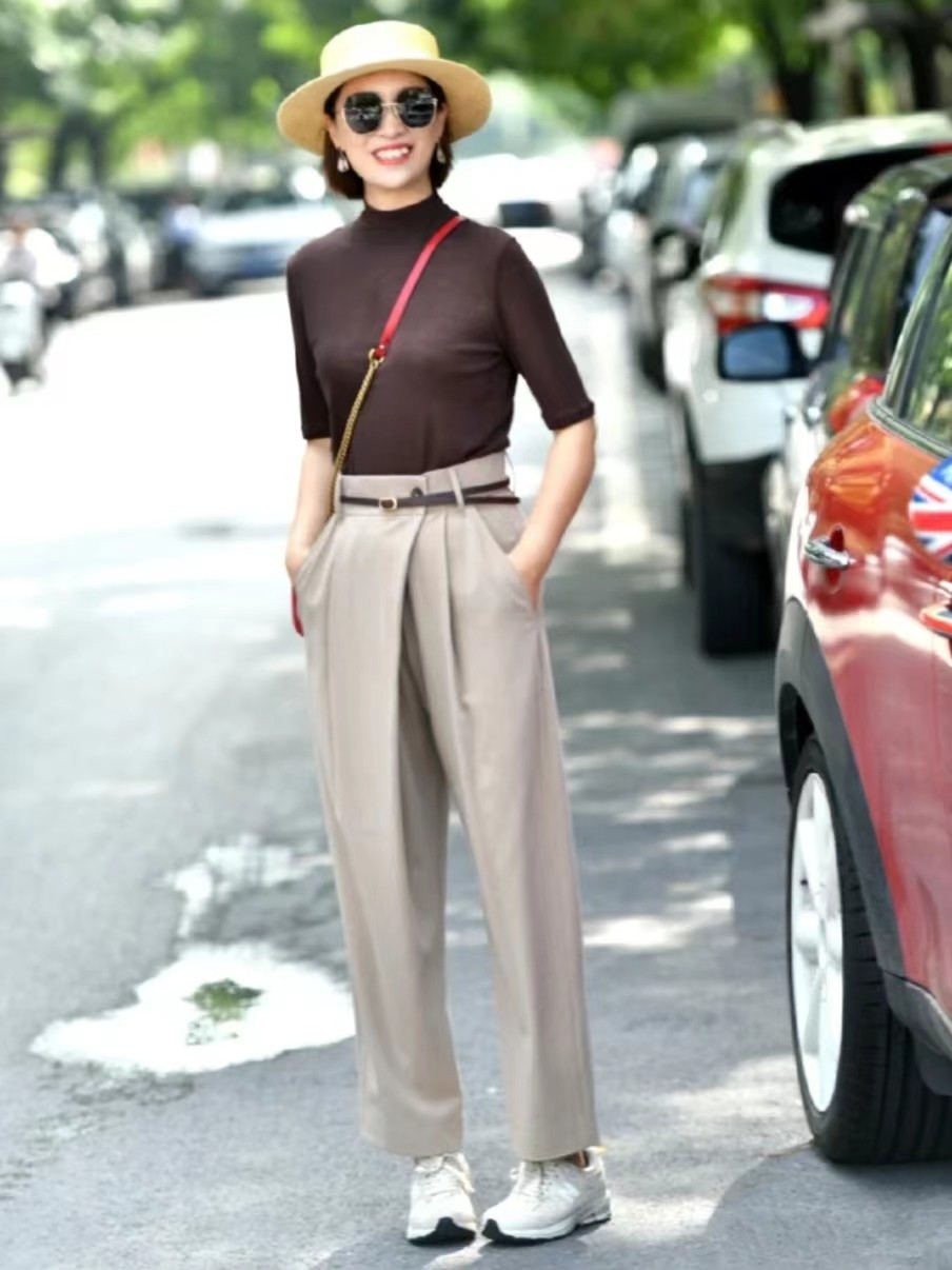 40岁至50岁女人的穿衣风格,40岁的女人怎么穿衣服年轻又时尚