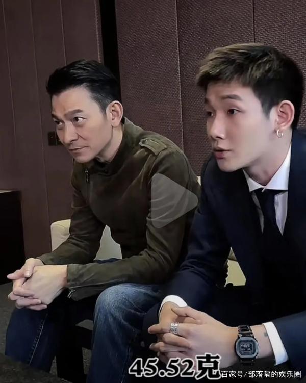 两年多时间吸粉三千万，成为抖音的引领者，他是怎样做到的？