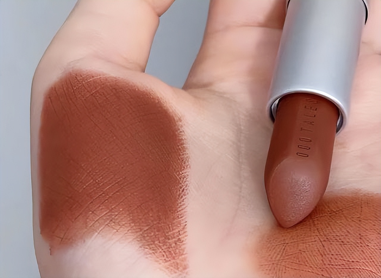 显白提气色的口红平价,哪个口红色号显白又滋润