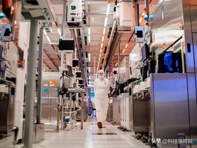 芯片设备禁令对中国哪些公司利好,面对芯片禁令我国该如何应对