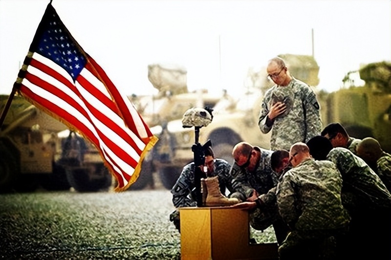 普京该向美国求和?早在70年前,彭德怀就说过向美国服软的后果