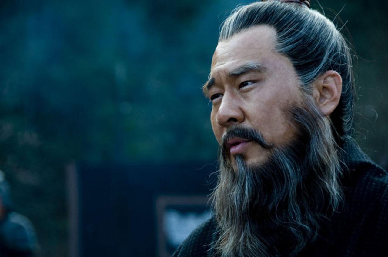 刘备“*妻换**如换衣”之谜：夜抱夫人玩玉人！