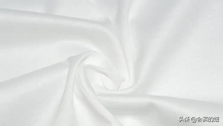四件套哪种面料好？七种面料床品优缺点逐一分析，教你避坑
