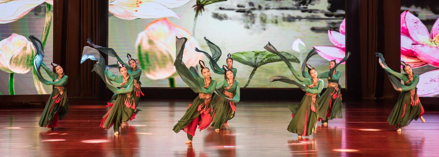 古代舞蹈和什么相通,中国传统舞蹈与中国古典舞